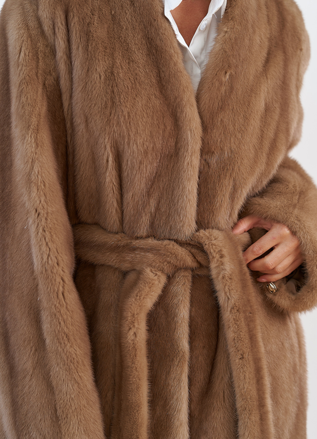 Женская длинная шуба из меха норки модель № 30695 универмаг малина