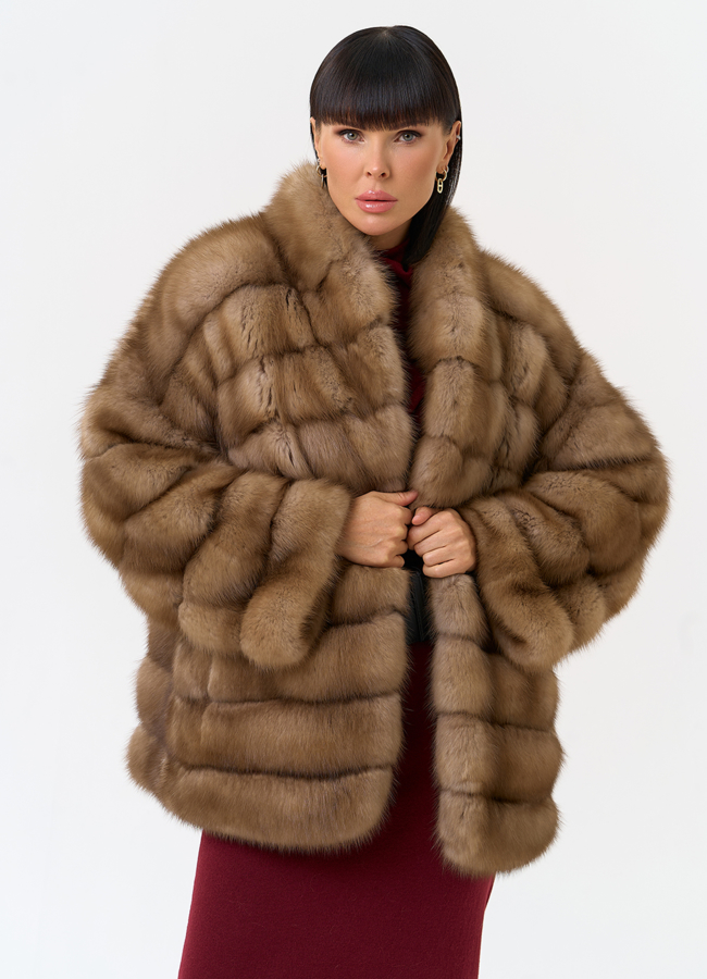 Женская шуба из куницы с воротником модель № 31550 универмаг малина