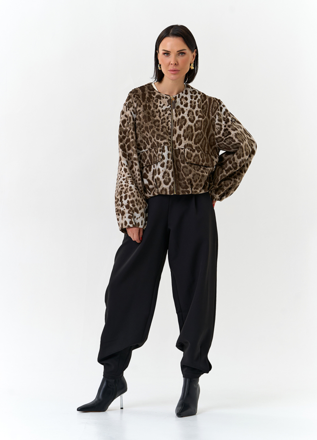 фото Женское укороченное пальто с анималистическим принтом модель № 32554