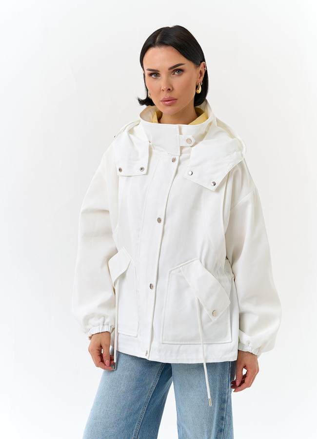Женская куртка ветровка белого цвета модель № 32828 универмаг малина