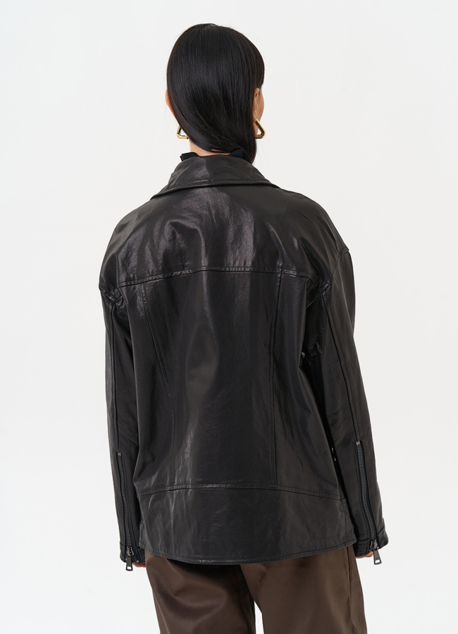 Женская косуха оверсайз черного цвета модель № 29989 в кредит