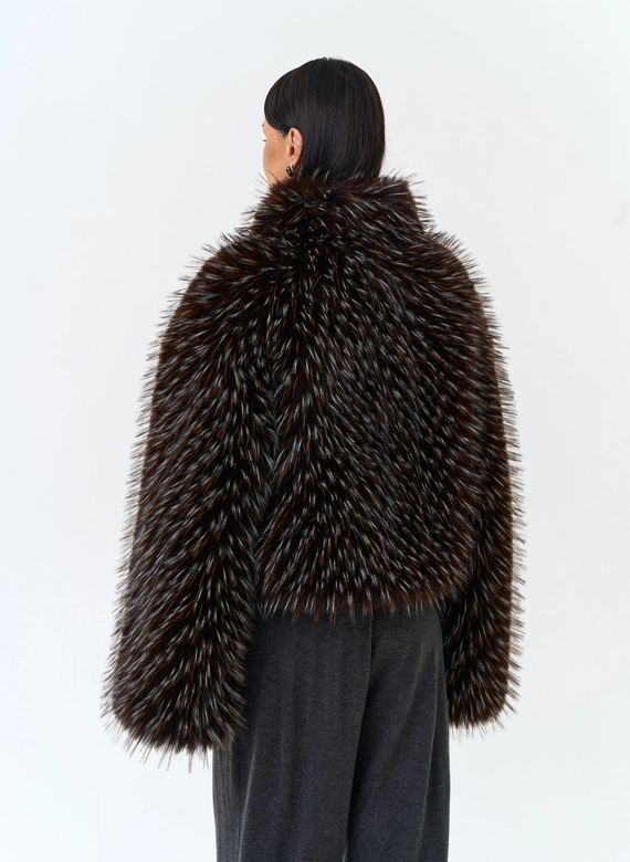 Женская шуба из эко меха