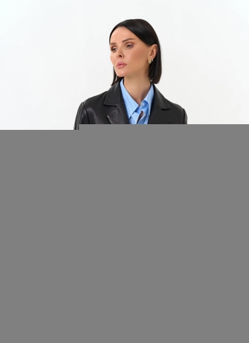 Женский жакет из натуральной кожи фото