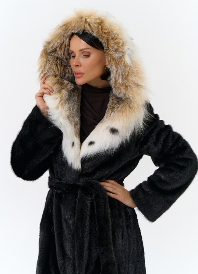 Норковая шуба с рысью в черном цвете модель № 25002 универмаг малина