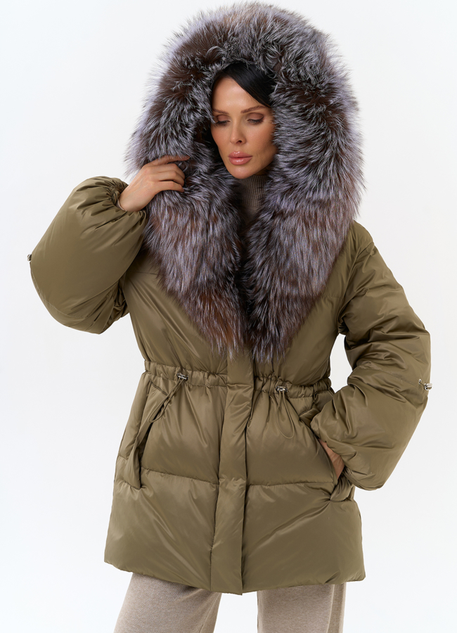 Женский пуховик с капюшоном из меха блюфрост модель № 31883 в кредит