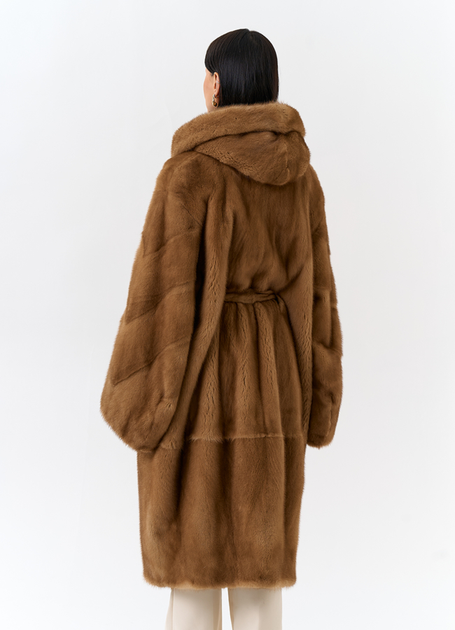 фото Шуба из меха норки с капюшоном модель № 32153