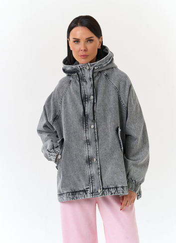 Женская джинсовая куртка с капюшоном Женская джинсовая куртка с капюшоном