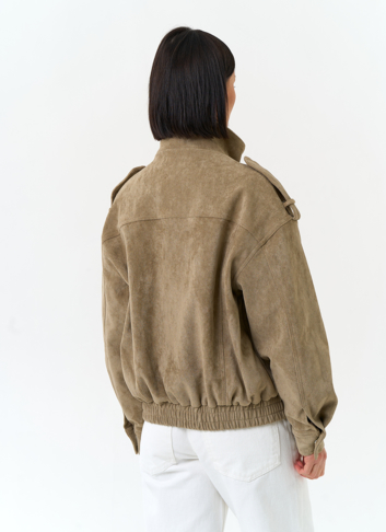 Женская куртка бомбер из эко замши