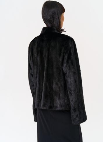 Укороченная шуба из меха норки 
