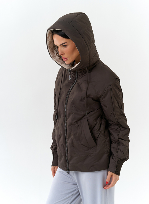 Женская куртка с капюшоном