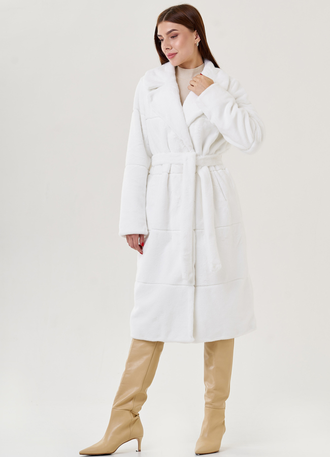 Белое пальто из эко меха модель № 23533 универмаг малина