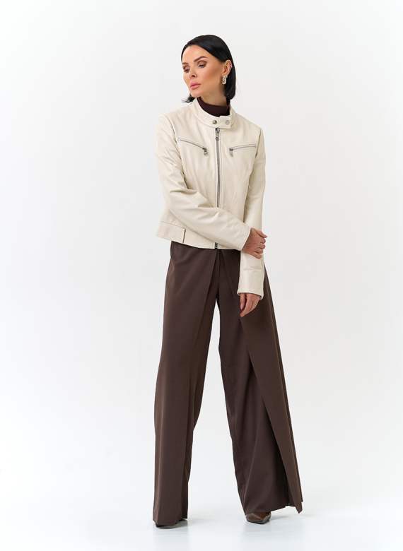 Белая куртка из натуральной кожи