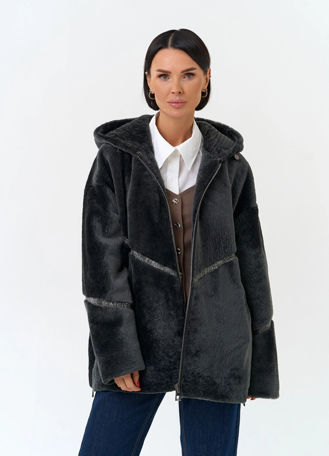 Женская натуральная дубленка с капюшоном модель № 34132 универмаг малина