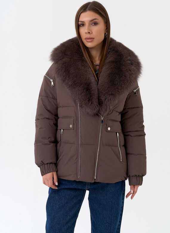 Женский пуховик с воротником из меха песца