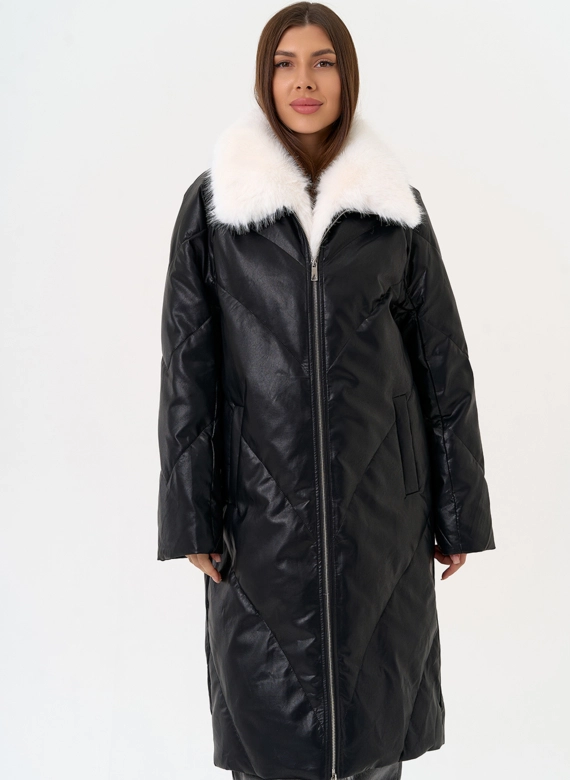 Женский пуховик из эко кожи с отделкой из эко меха фото