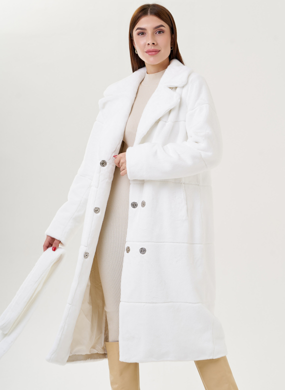 Белое пальто из эко меха