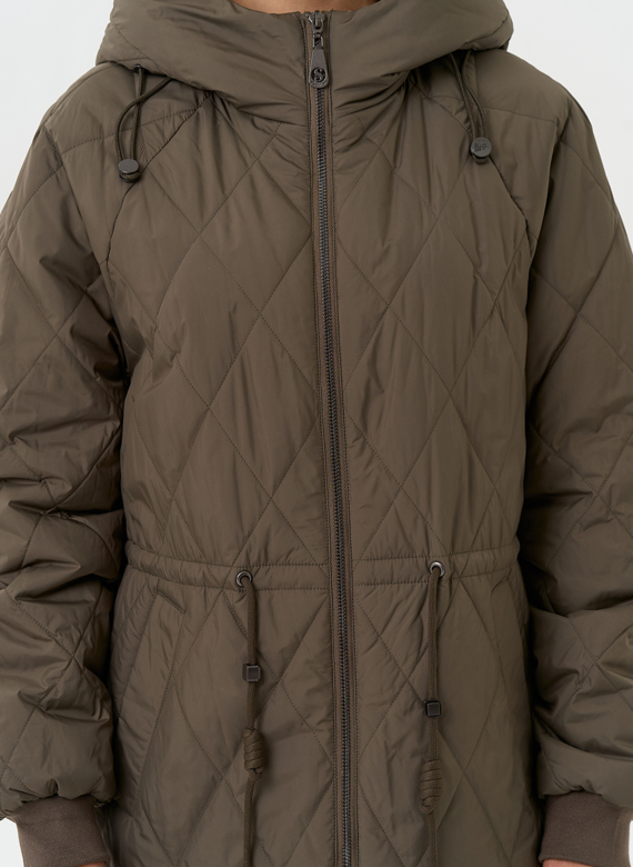 Женская куртка с капюшоном 