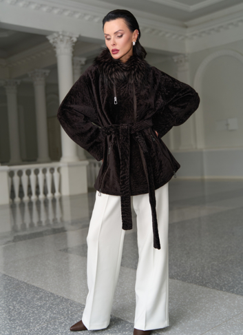 Дубленка натуральная с воротником из меха лисы