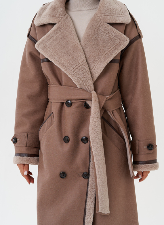 Женская дубленка из эко кожи с английским воротником