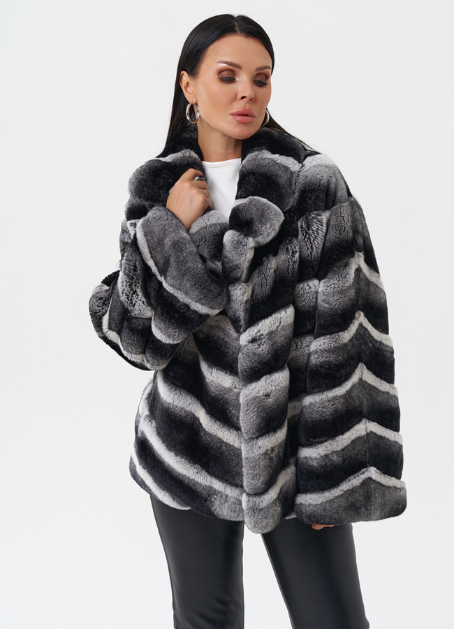 Женская шуба из меха кролика модель № 111 универмаг малина