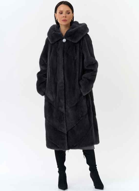 Женская шуба из норки силуэта баллон с капюшоном