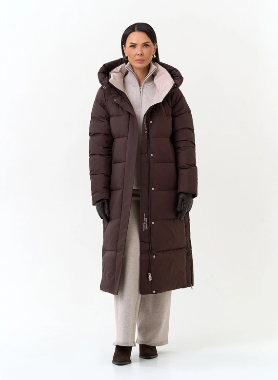 Женский пуховик с капюшоном фото
