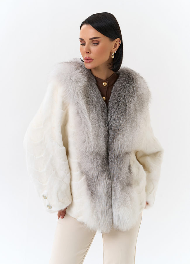 Шуба из норки с отделкой из меха лисы модель № 32205 меха малина