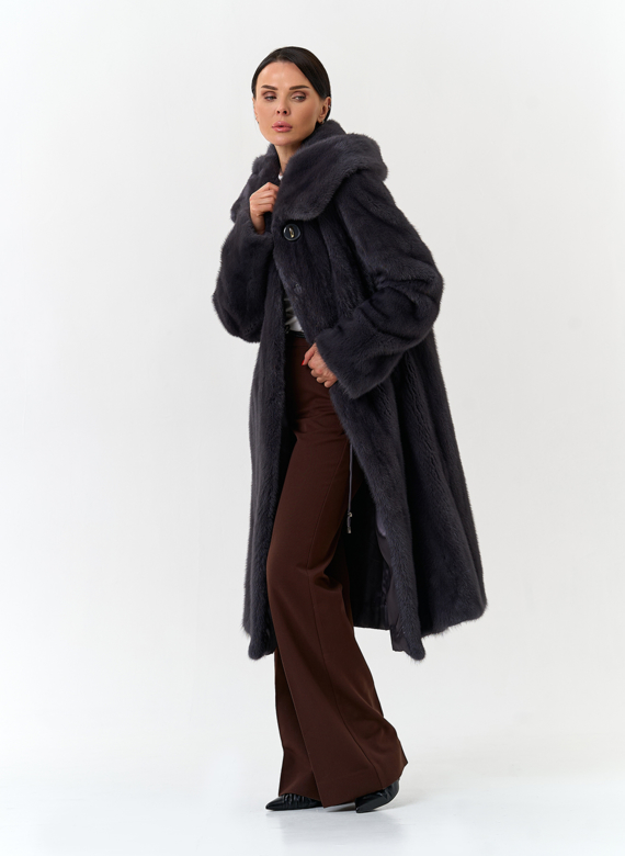 Шуба из меха норки с капюшоном