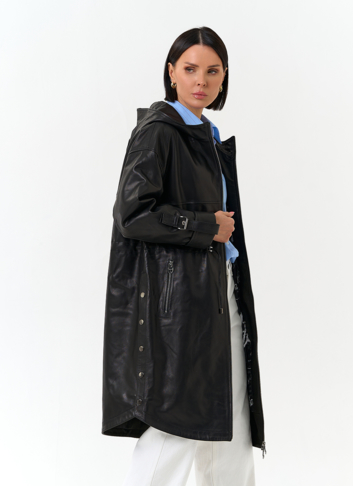 Женский плащ из натуральной кожи с капюшоном