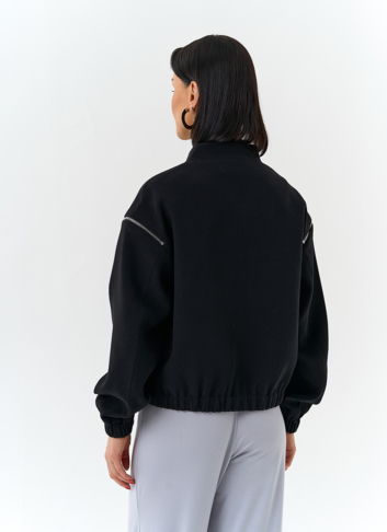 Женское короткое пальто бомбер