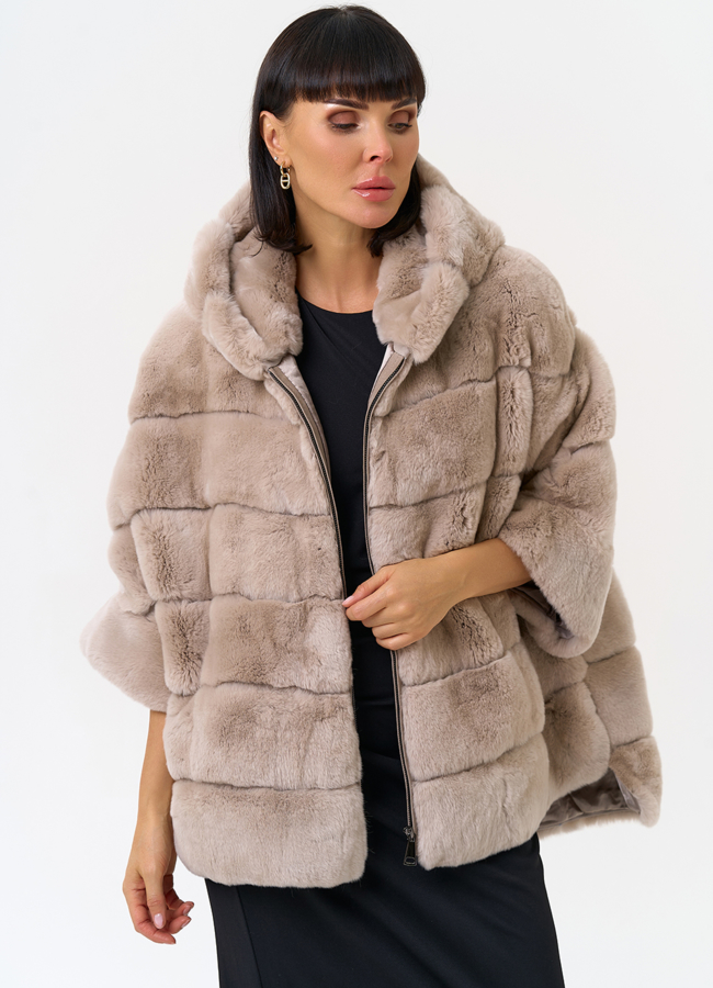 Короткая шуба из меха кролика с капюшоном модель № 25886 универмаг малина