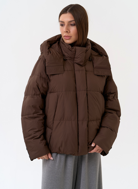 Женский пуховик с капюшоном