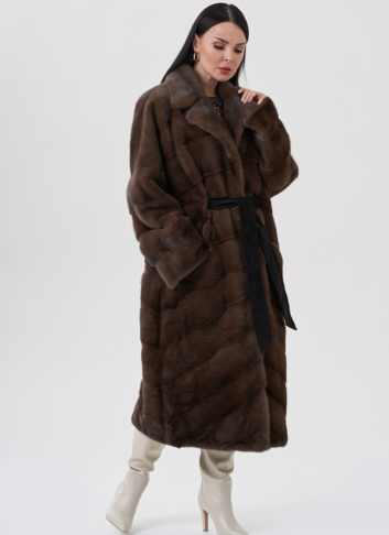 Норковая шуба с английским воротником Норковая шуба с английским воротником