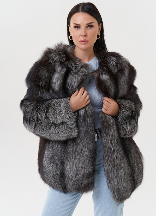 Шуба оверсайз из меха чернобурки модель № 27616 универмаг малина