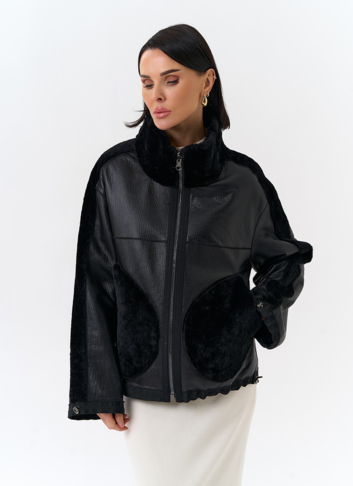 Короткая двухсторонняя дубленка в черном цвете Короткая двухсторонняя дубленка в черном цвете