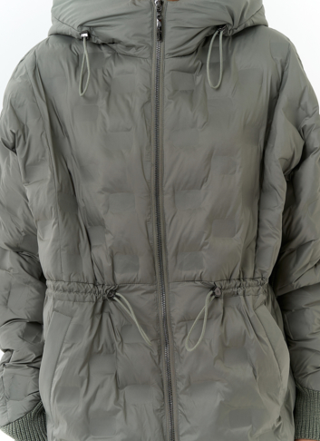 Женская куртка с капюшоном 