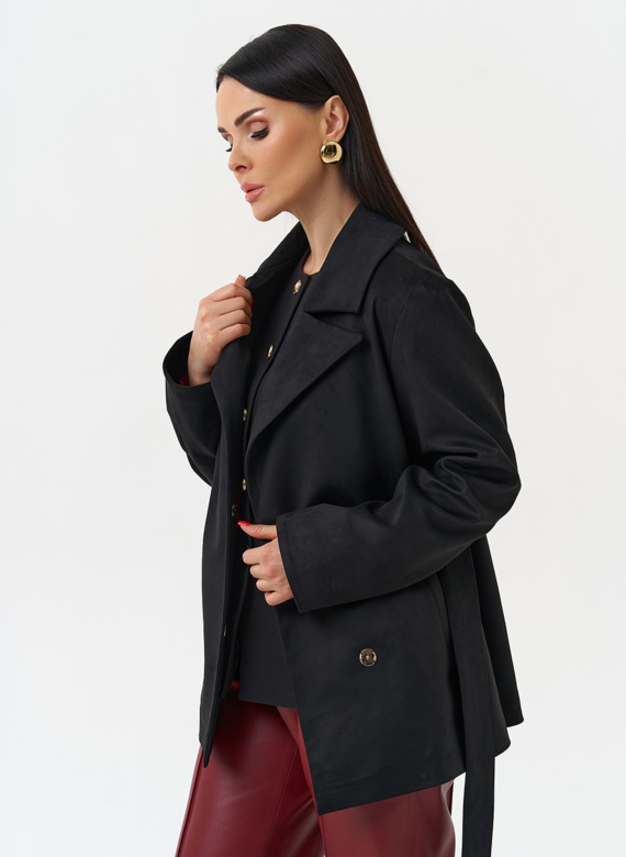 Женская куртка из эко замши с английским воротником